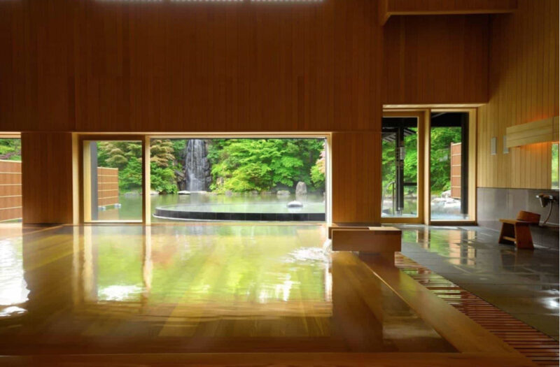 hot spring bath  in hoshino resorts　aomoriya